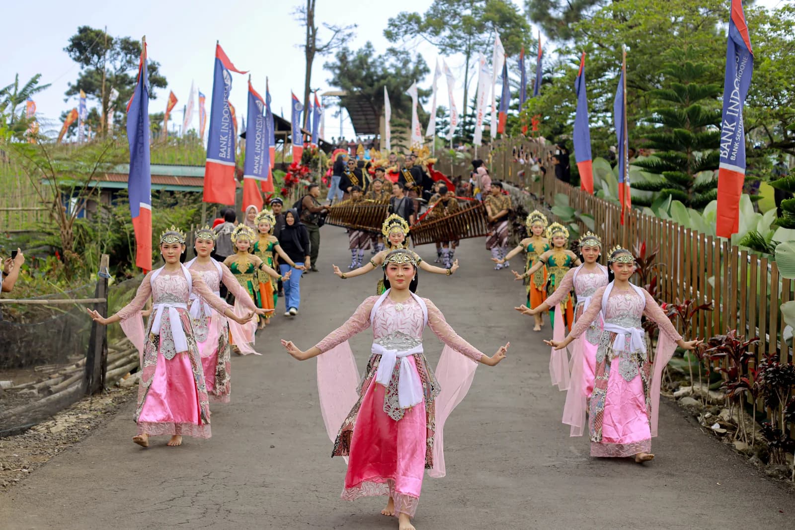 Galeri Foto Festival Gunung Slamet 4